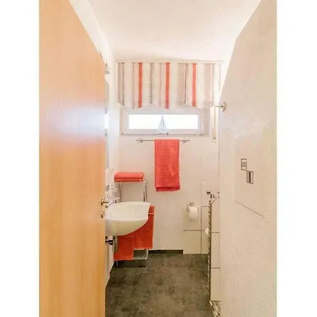 Holiday home Nordzeeoase-pethan Met Sauna Neuharlingersiel